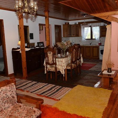 Villa Σοφίτα Graviá Esterno foto